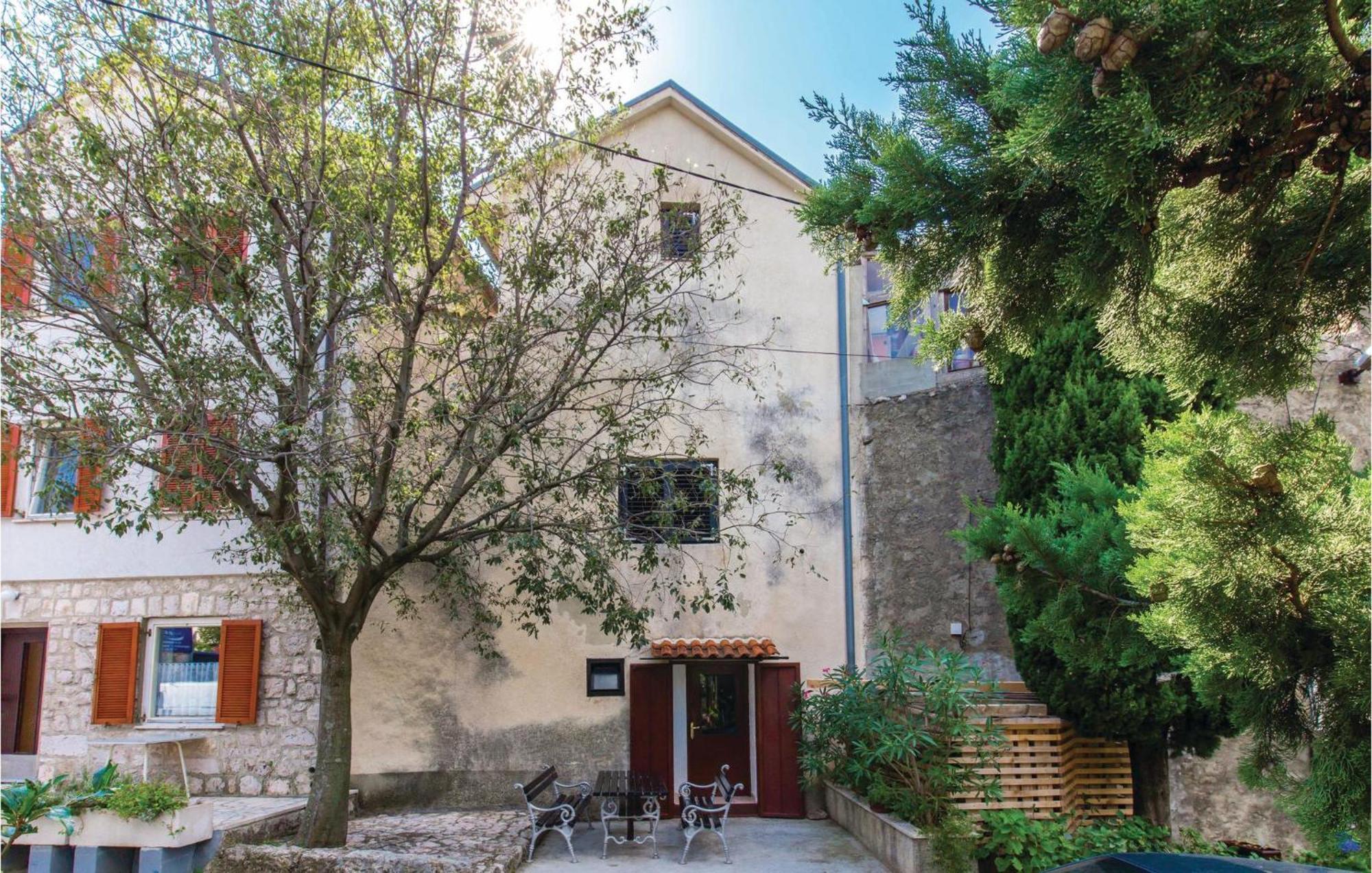 Amazing Apartment In Novi Vinodolski With Wifi Exteriér fotografie